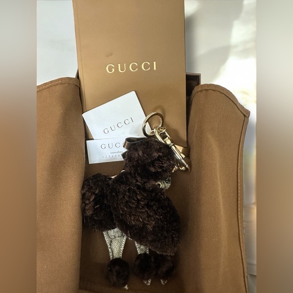 Gucci Gucciori LULU Poodle Keychain Bag charm GG Supreme w/ Box Cards & Dustbag - Picture 8 of 12